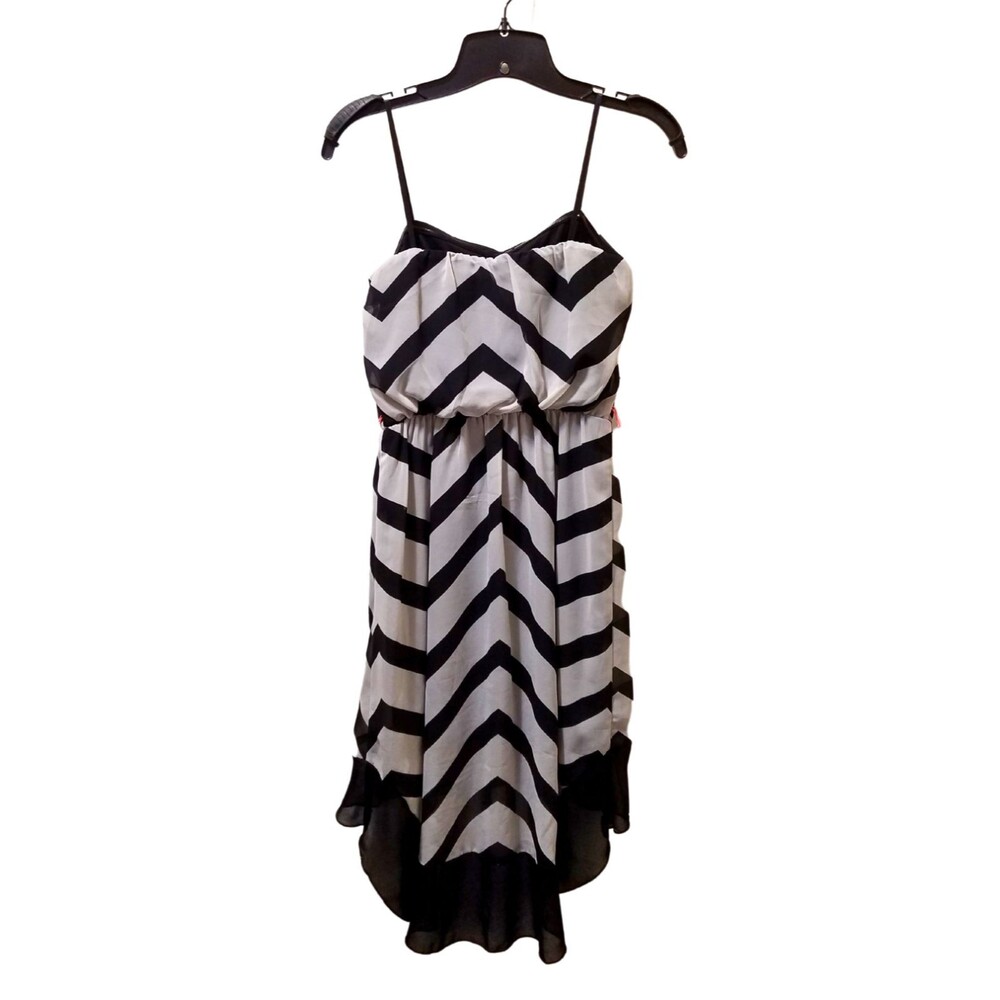 City Triangles Hi-Low Dress Women Small Black White Chevron Elastic Waist Lined